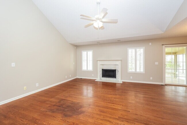 Building Photo - 3423 Ravenel Ct