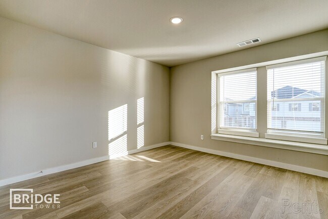 Foto del edificio - BRIDGEWATER PLAN