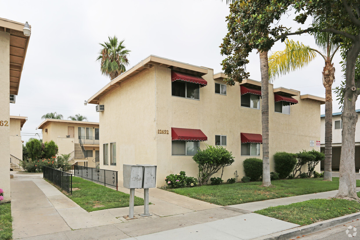 Primary Photo - 12652 Sunswept Ave