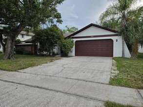 Building Photo - 4604 Landscape Dr