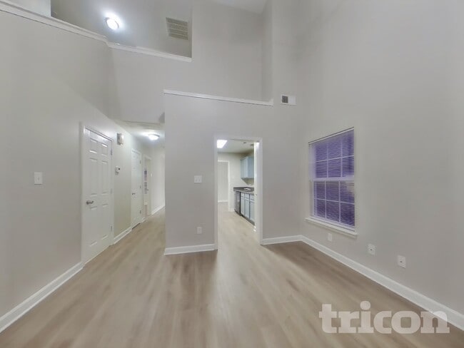 Building Photo - 107 Tanyard Ln
