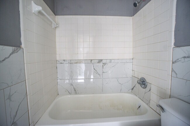 Foto del edificio - 2623 Brafferton Ct