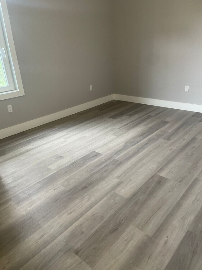 Building Photo - 254 22nd St