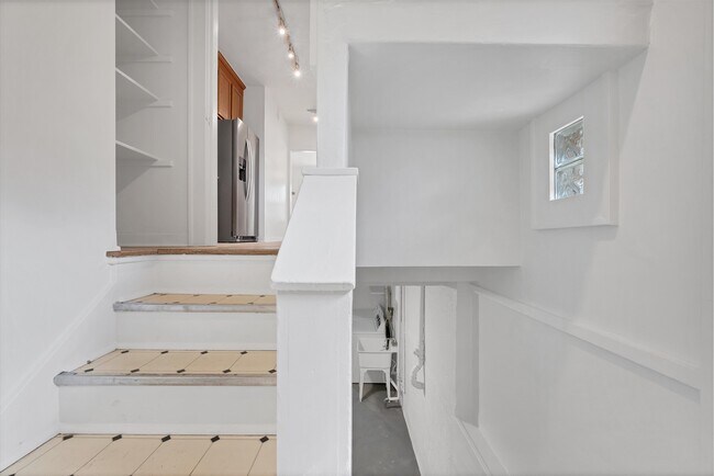 Foto del edificio - 1271 S Emerson St