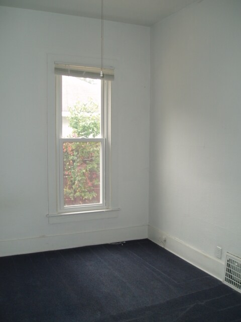 Building Photo - 155 N Starr Ave