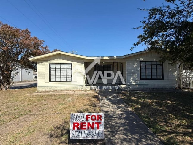 Building Photo - 602 Canton