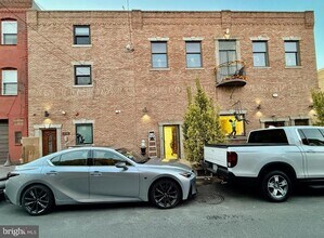 Building Photo - 2016 S Juniper St