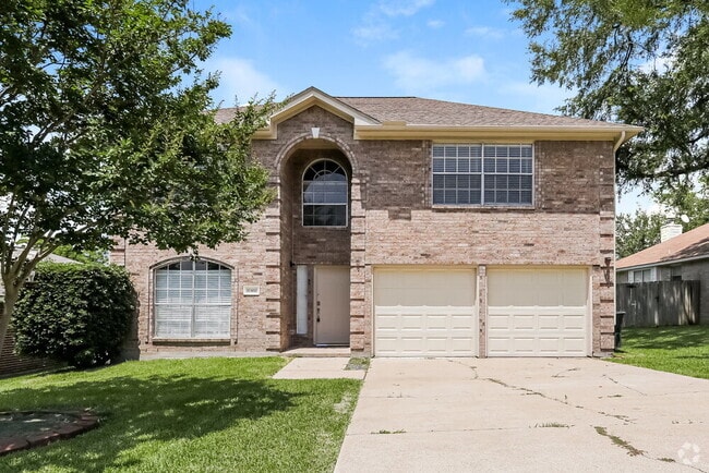 Building Photo - 10410 Enchanted