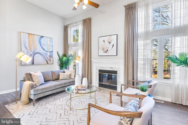 Foto del edificio - 7820 Somerset Ct