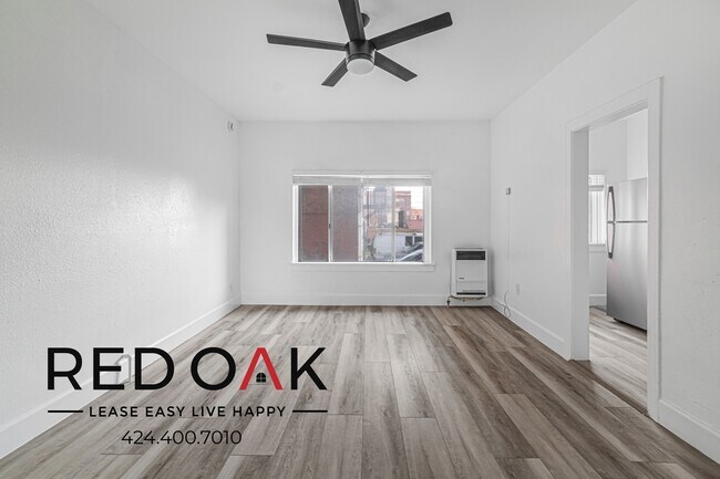 Foto del edificio - 687 Shatto Pl