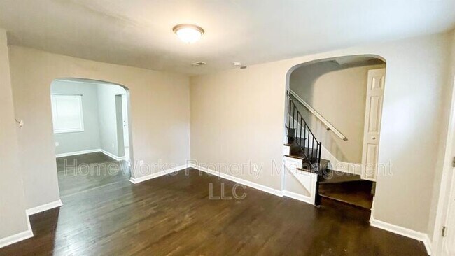 Foto del edificio - 3026 Grantley Ave
