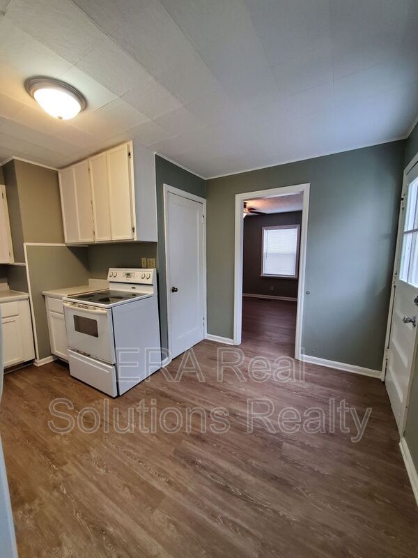 Foto del edificio - 2369 Atwood Terrace
