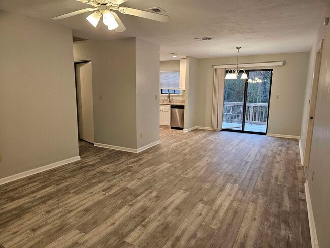 Building Photo - 8224 Hunters Ridge Trail