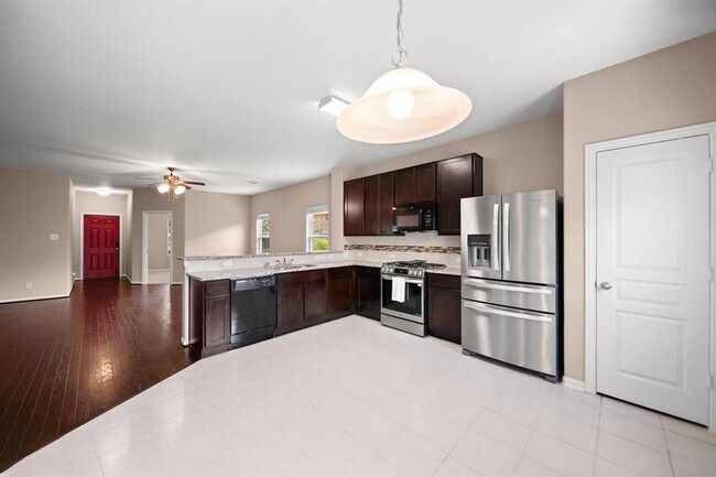 Foto del edificio - 30111 Saw Oaks Dr