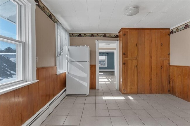 Foto del edificio - 1070 Main St