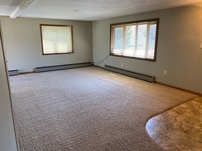 Building Photo - 224 Quaw Ave
