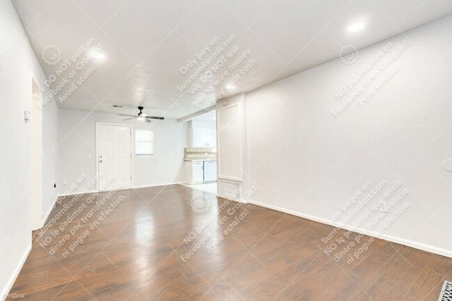 Building Photo - 3 br, 2 bath House - 116 SW 56th St