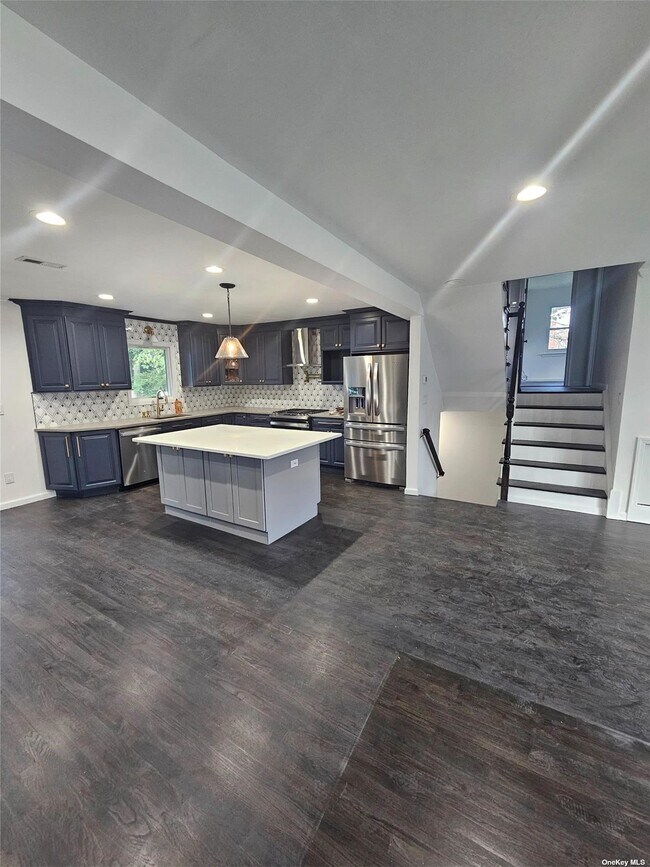 Building Photo - 97 Celia Dr