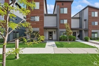 Building Photo - 10 C Sagebrush Ct