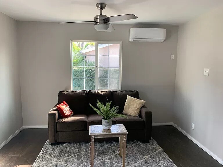 Foto principal - 7653 N Claybeck Ave