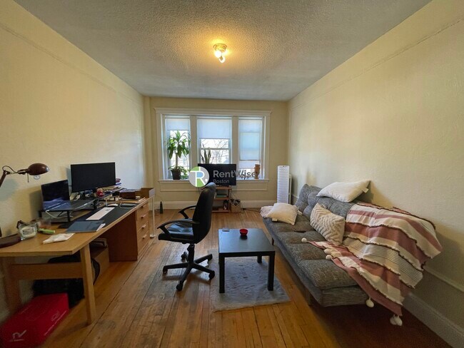 Photo - 47 Linden St Apartment