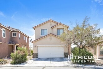 Building Photo - 9537 Crown Pines Ct