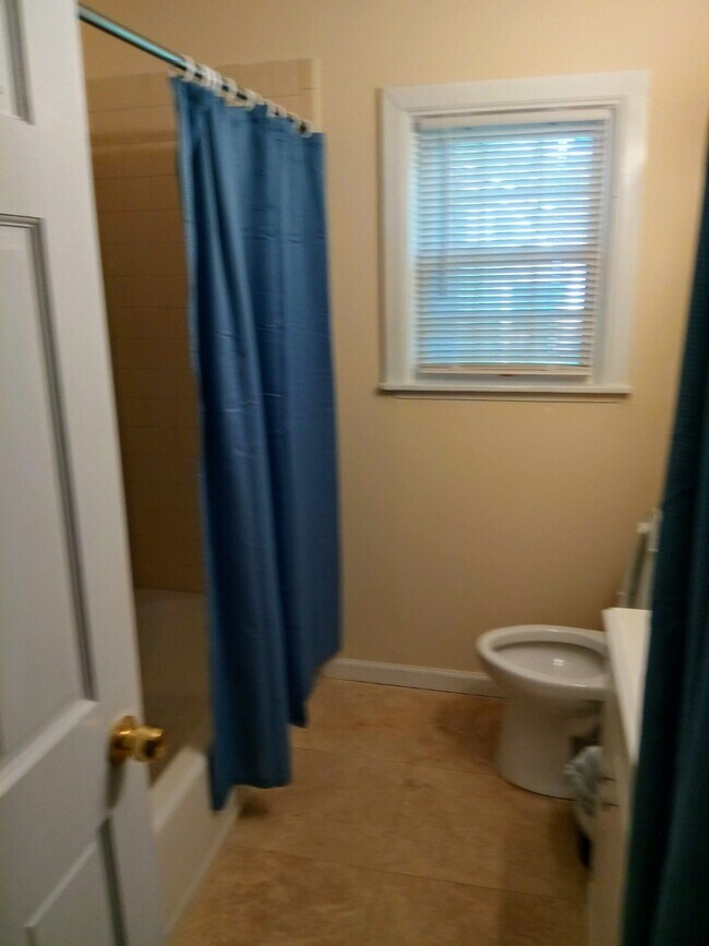 Foto del edificio - 2723 Memorial Dr SE