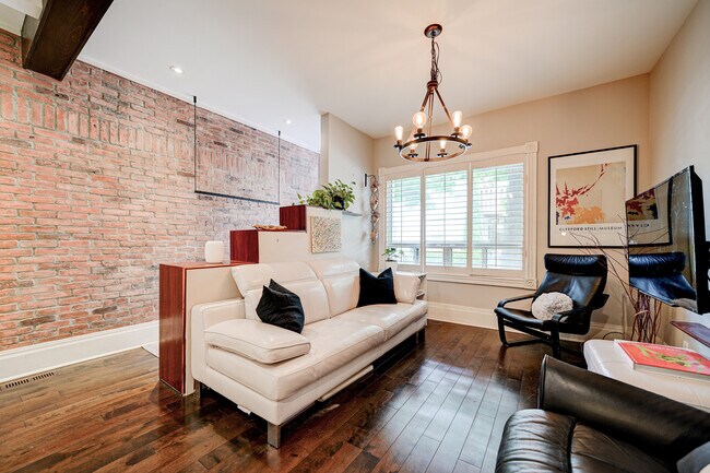 Photo du bâtiment - 22 Cummings St