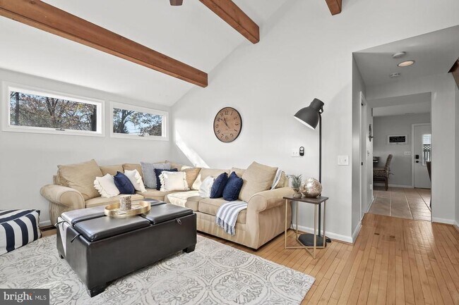 Foto del edificio - 4706 Frederick Ave