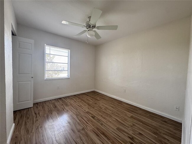 Foto del edificio - 4102 Gardner Dr