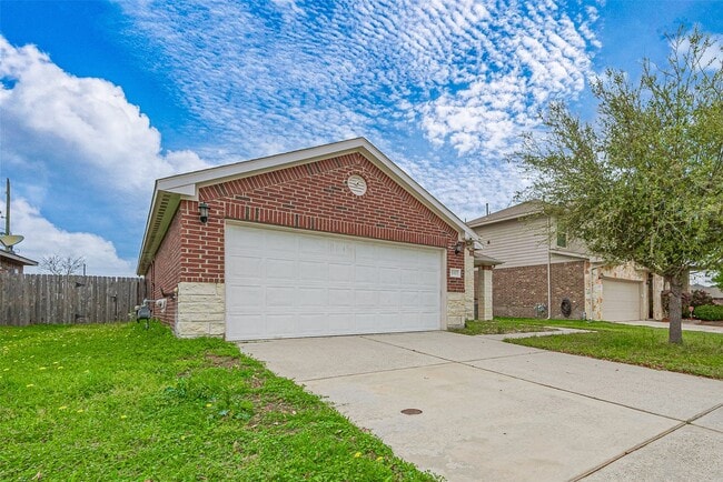 Building Photo - 3327 Bluebird Park Ln