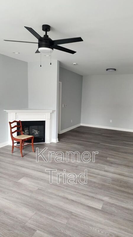 Building Photo - 16105 Chesapeake Cir