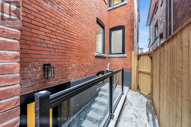 Building Photo - 442 Brock Ave