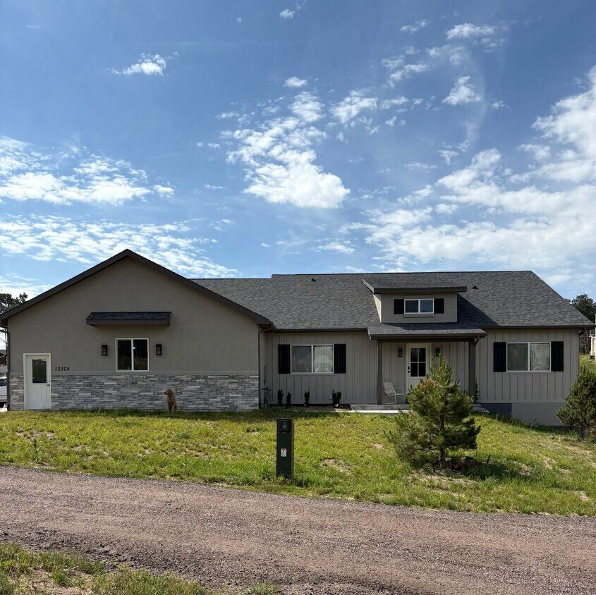 Foto principal - 13105 Ethyl St