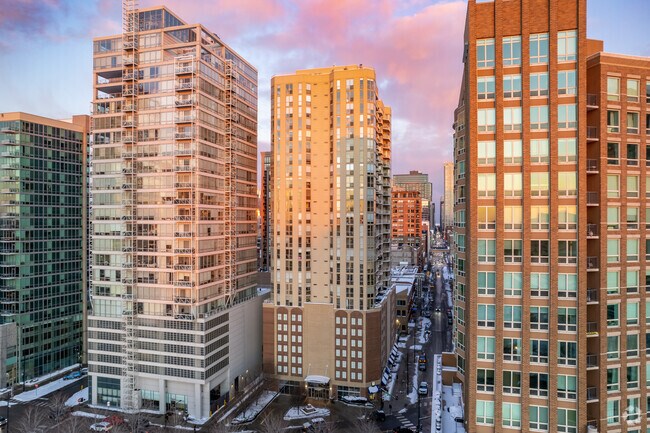 Foto del edificio - Admirals Pointe