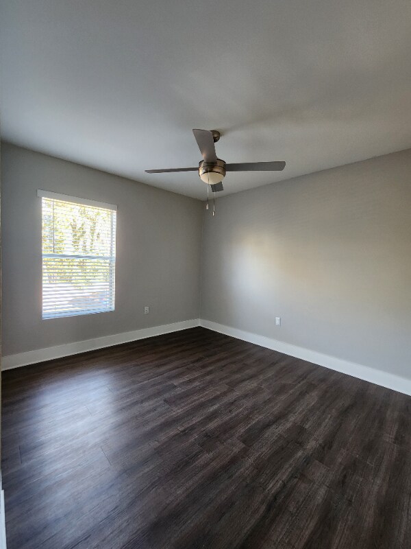 Building Photo - 4350 W Kennedy Blvd