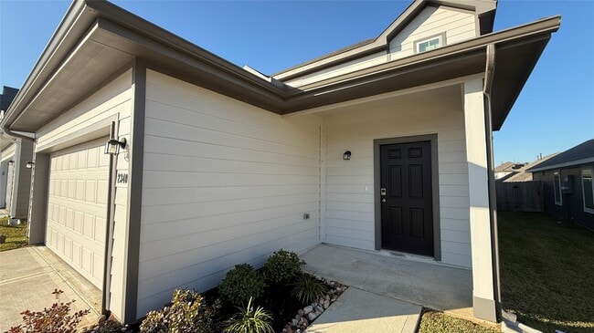 Building Photo - 2340 Mooneye Ct