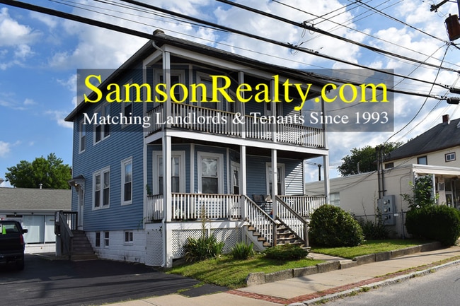 Building Photo - 979 Mineral Spring Ave