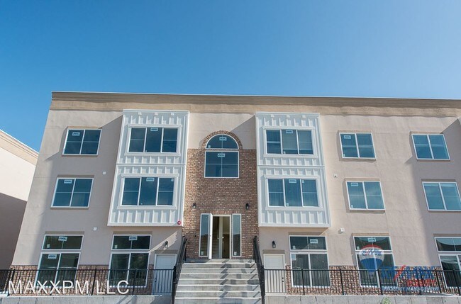 Foto del edificio - 3 br, 2 bath House - 278 W 1000 S #302