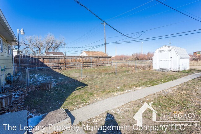 Building Photo - 2 br, 1 bath House - 1347 Sheridan Dr.