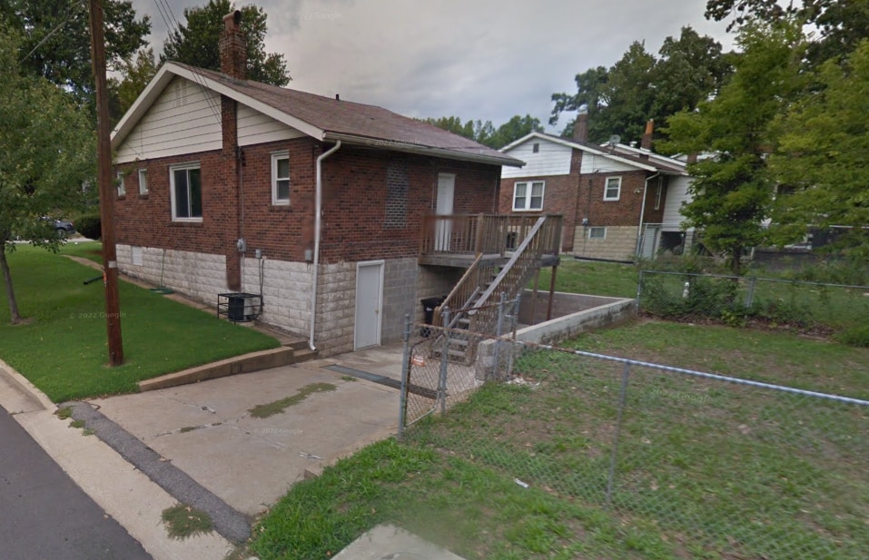 Building Photo - 3500 Colonial Ave