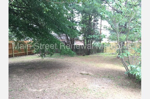 Foto del edificio - 8532 Overcup Oaks Dr