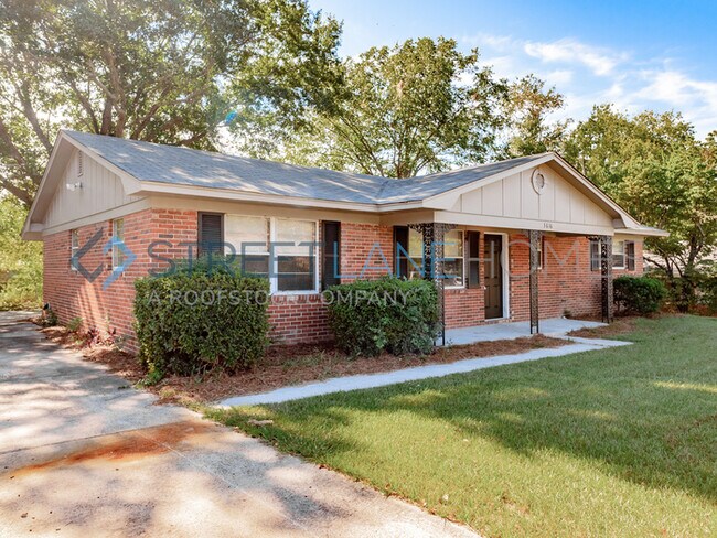 Building Photo - REDUCED!