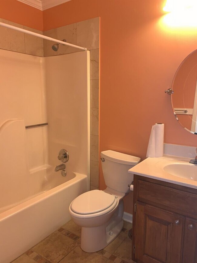 Building Photo - 760 Hunters Creek Lane