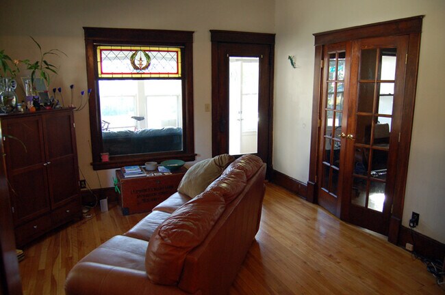 Foto del edificio - 2648 Fillmore St NE