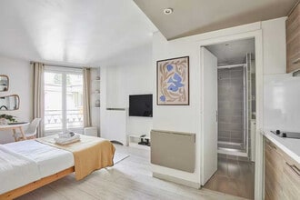 Building Photo - 15842 Addison Rd