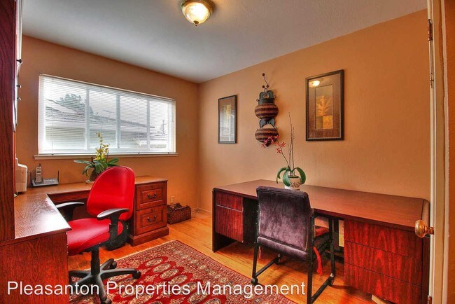 Building Photo - 3 br, 2 bath House - 22242 Morales Ct.