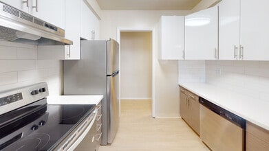 Interior Photo - Marina Playa
