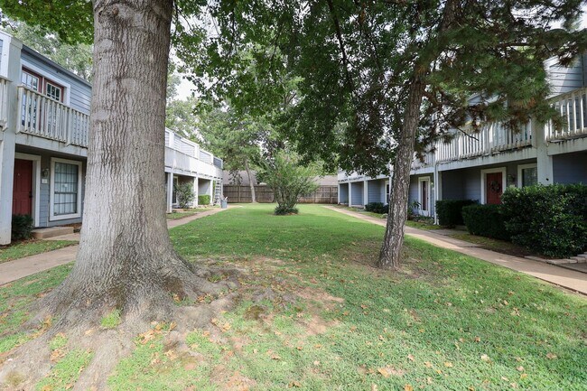 Foto del edificio - 1 Bed | 1 Bath  | Mid Town