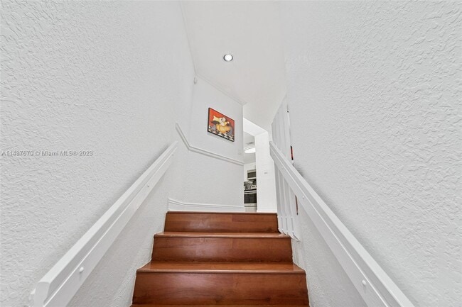 Building Photo - 9615 SW 138th Ave